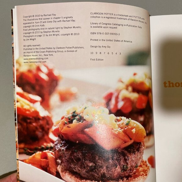 Rachael Ray's Look + Cook : 100 Can't Miss Main Courses in Pictures, Plus 125... - Picture 3 of 5